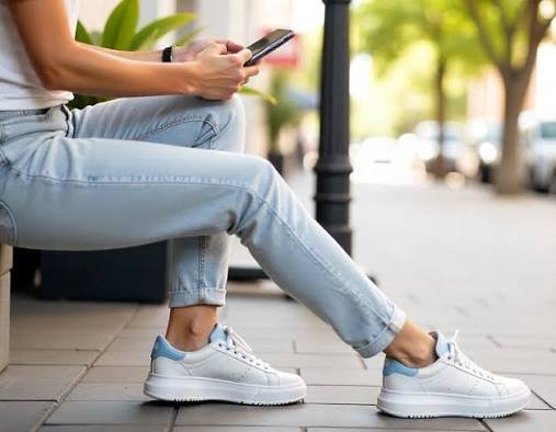 Discover Exclusive Sneakers and Streetwear at SHOEBUYA in Brescia